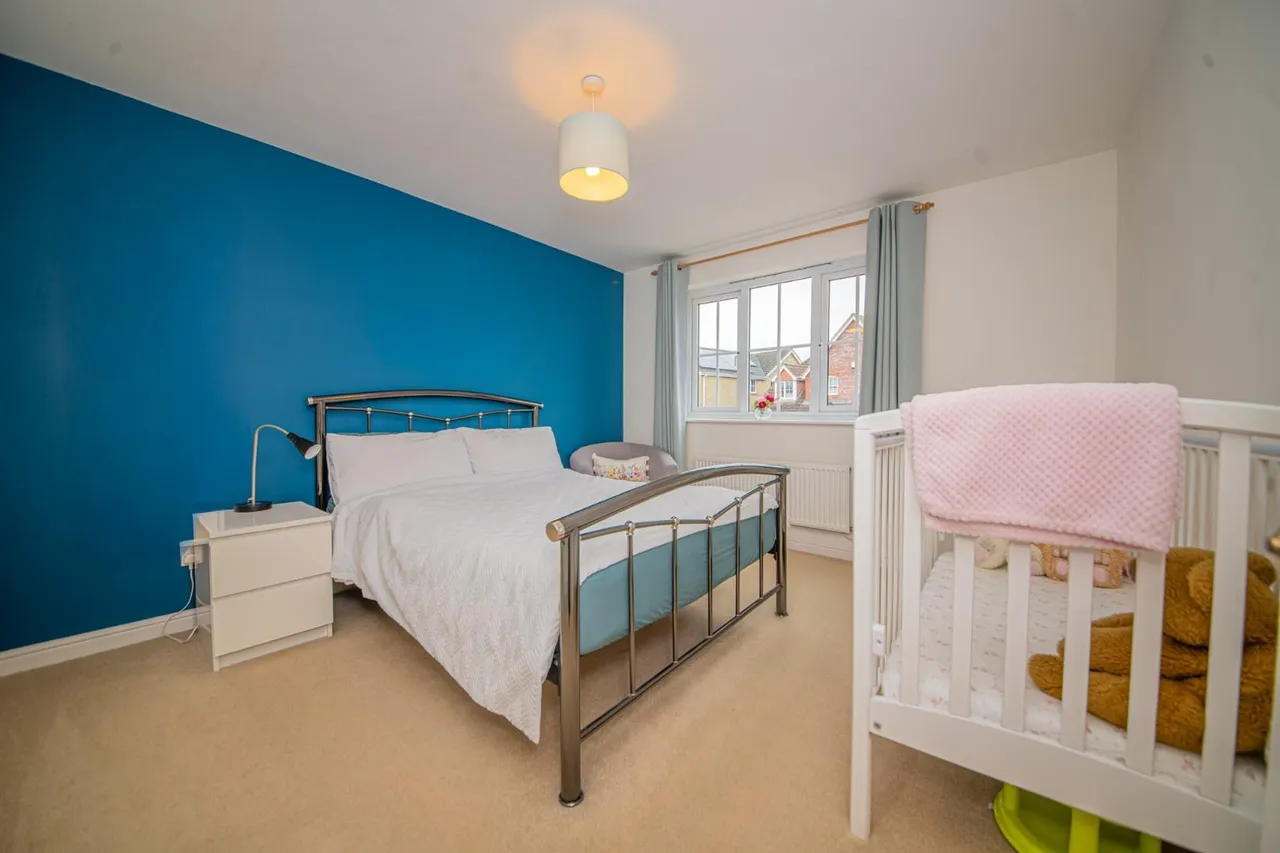 Damson Crescent, Fair Oak, Eastleigh, SO50 8RF, photo 12