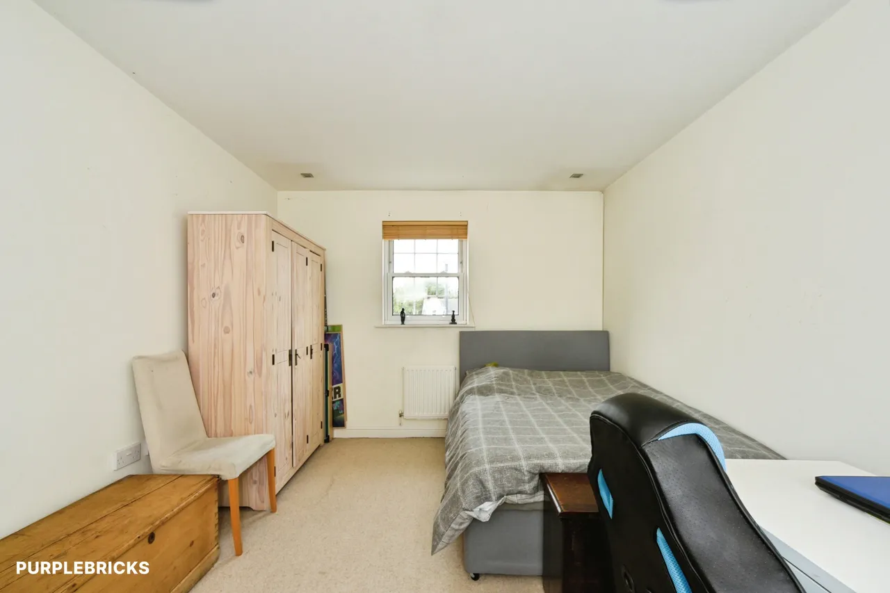 Redhouse Way, Swindon, SN25, photo 23