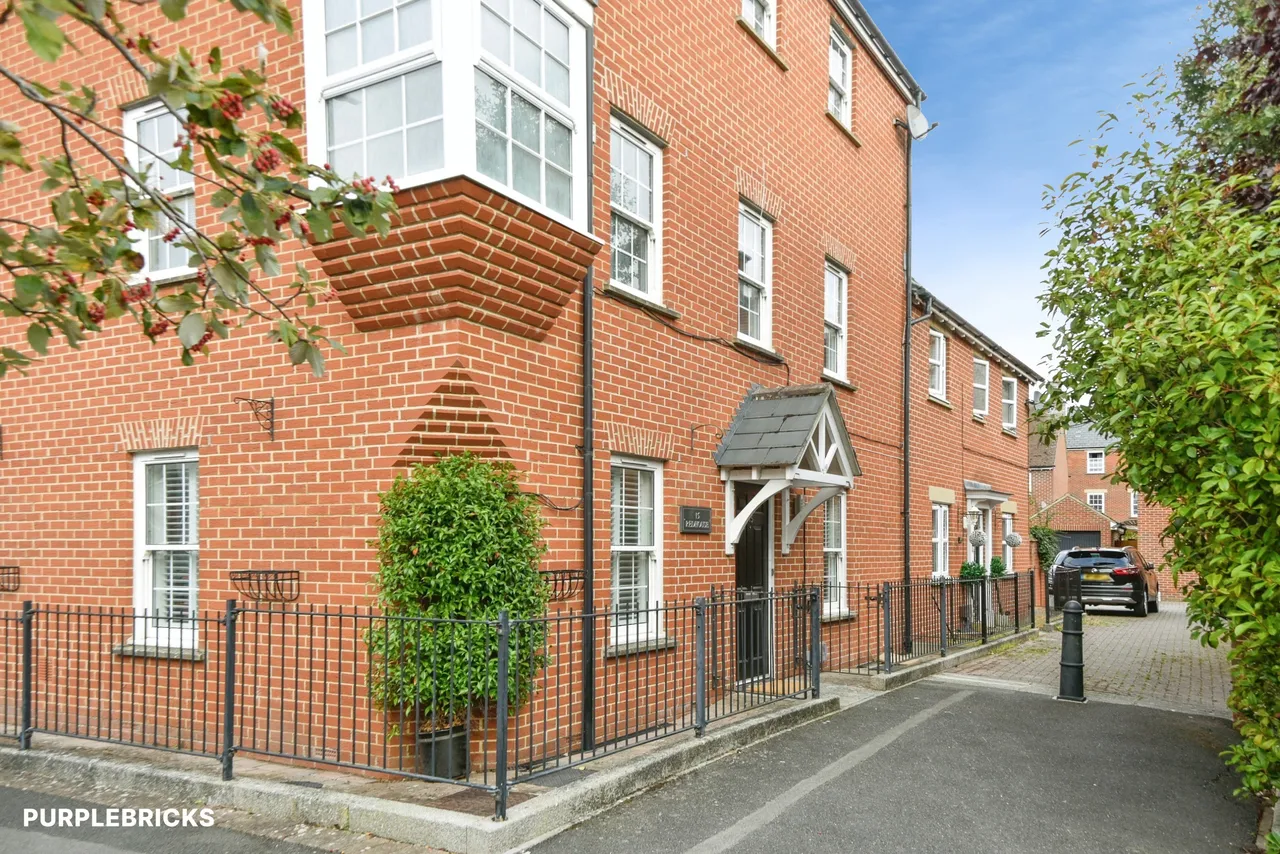 Redhouse Way, Swindon, SN25, photo 35