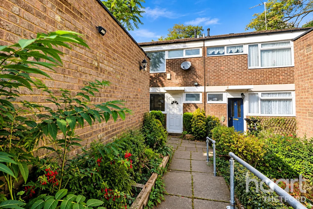 3 bed house for sale, Winchester Way, Thetford, IP24