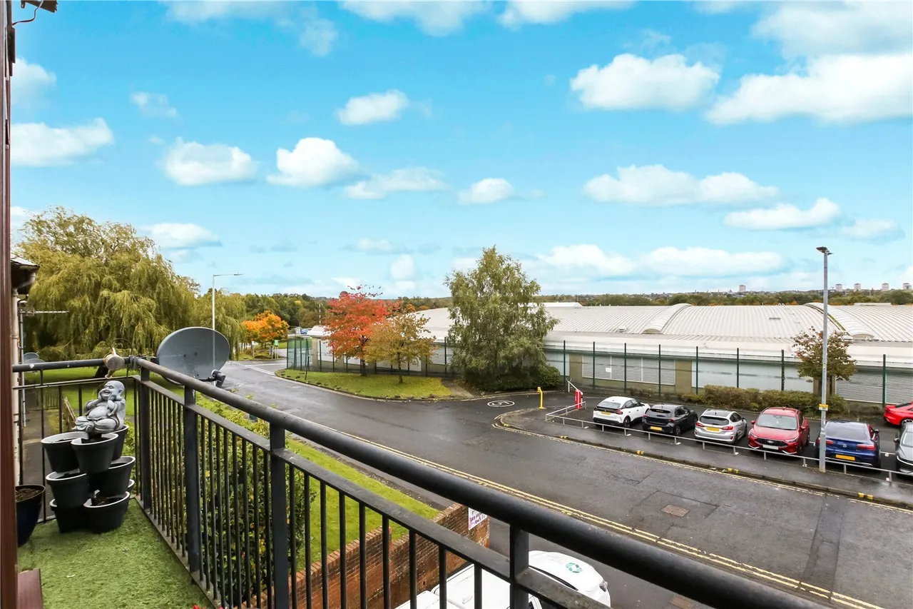 Campbell Close, Hamilton, ML3, photo 15