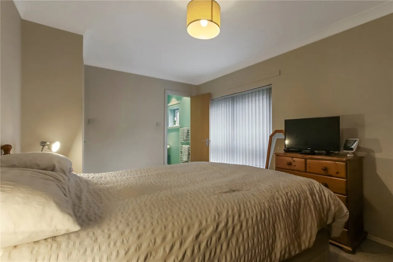 Campbell Close, Hamilton, ML3, photo 12