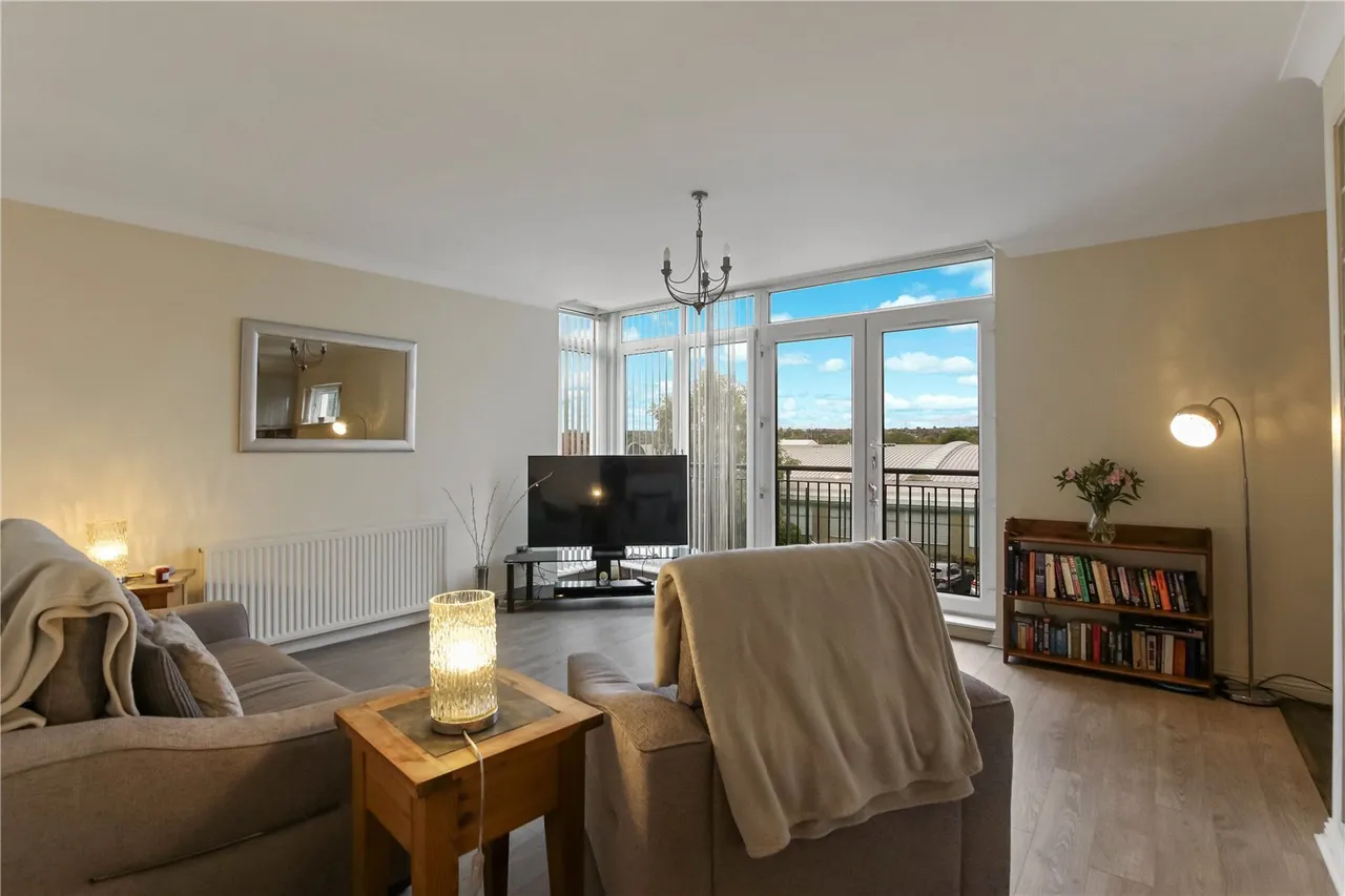 Campbell Close, Hamilton, ML3, photo 5