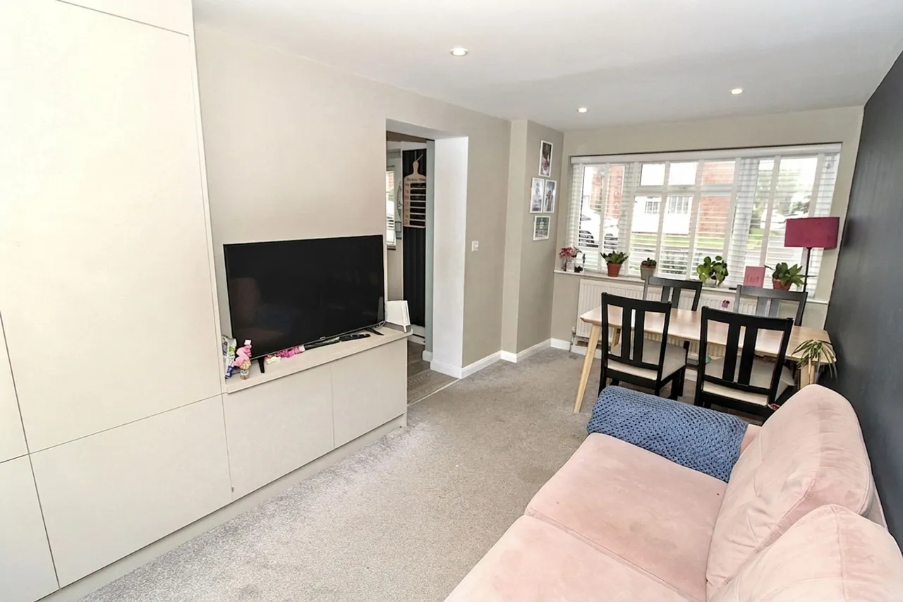 Wellfield, Hazlemere, HP15, photo 17