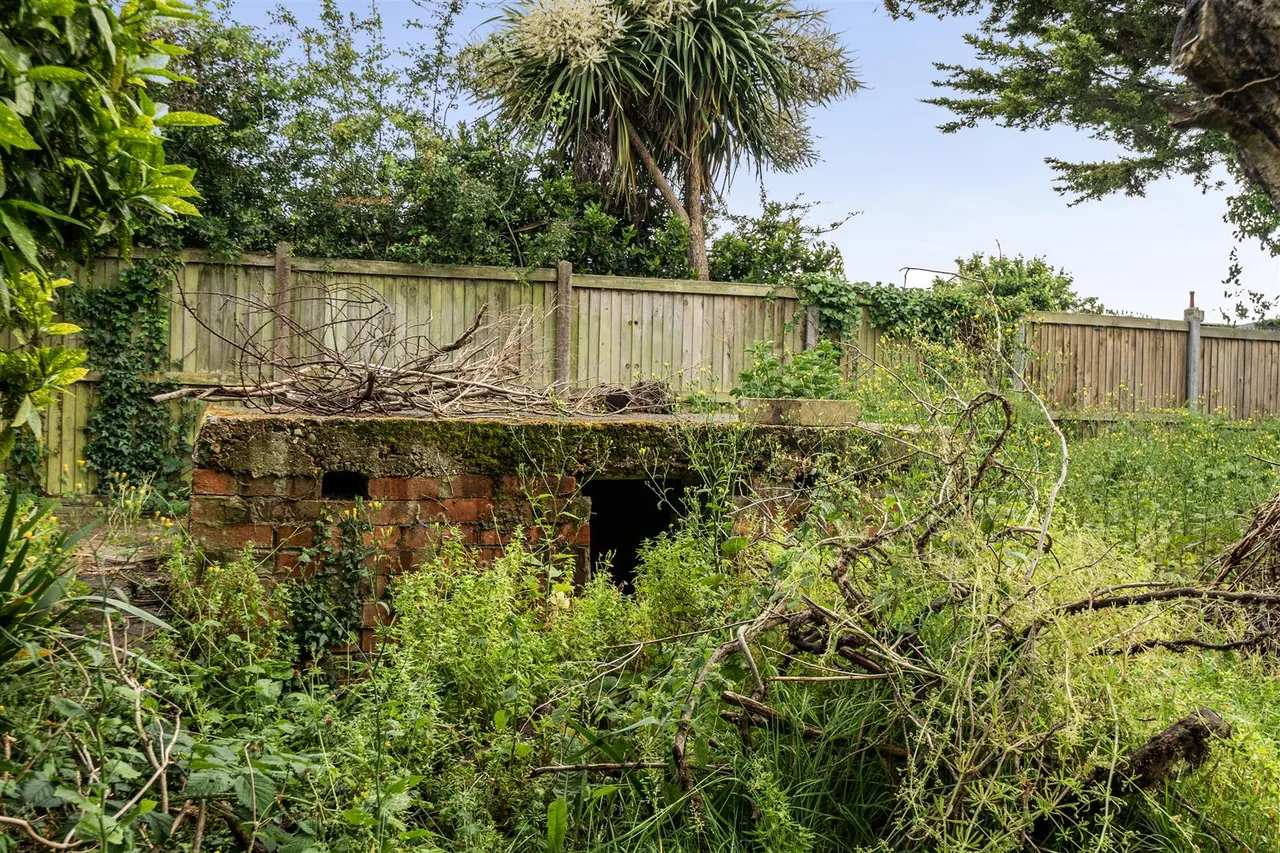 Brassey Avenue, Broadstairs, Kent, CT10 2DS, photo 17
