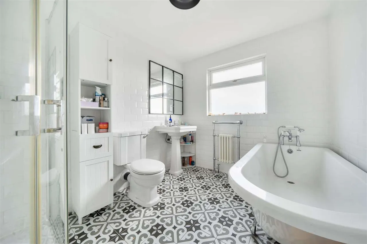 Brassey Avenue, Broadstairs, Kent, CT10 2DS, photo 13