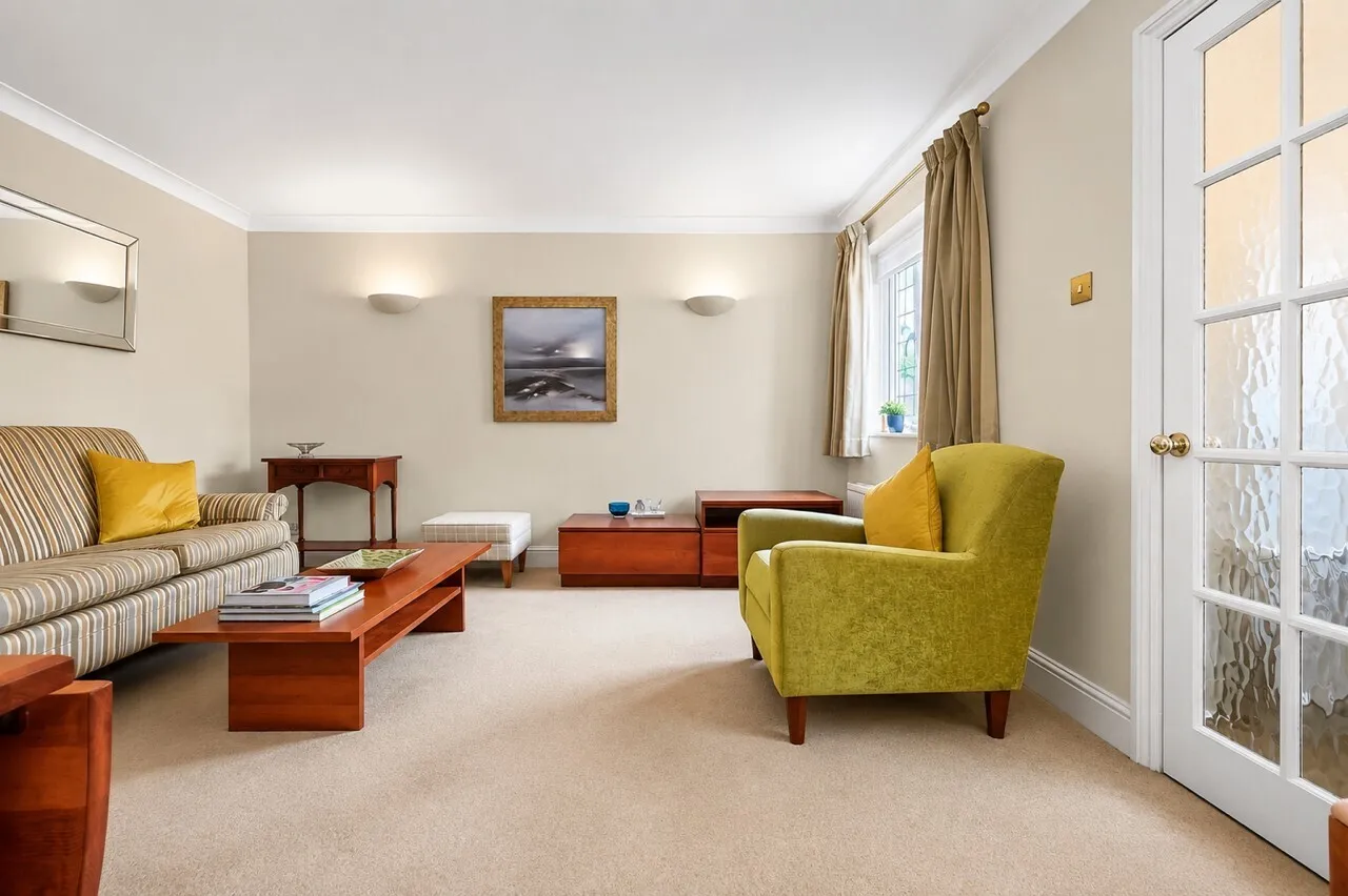 Grovebury Gardens, Park Street, St. Albans, photo 5