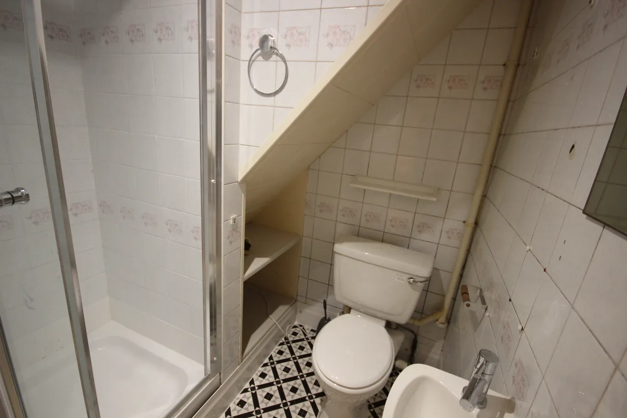 Vicarage Road, Watford, WD18, photo 8