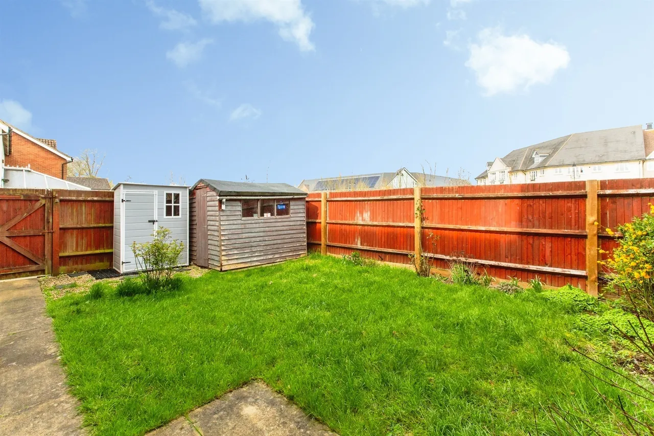 Chaffinch Walk, Great Cambourne, CB23, photo 4
