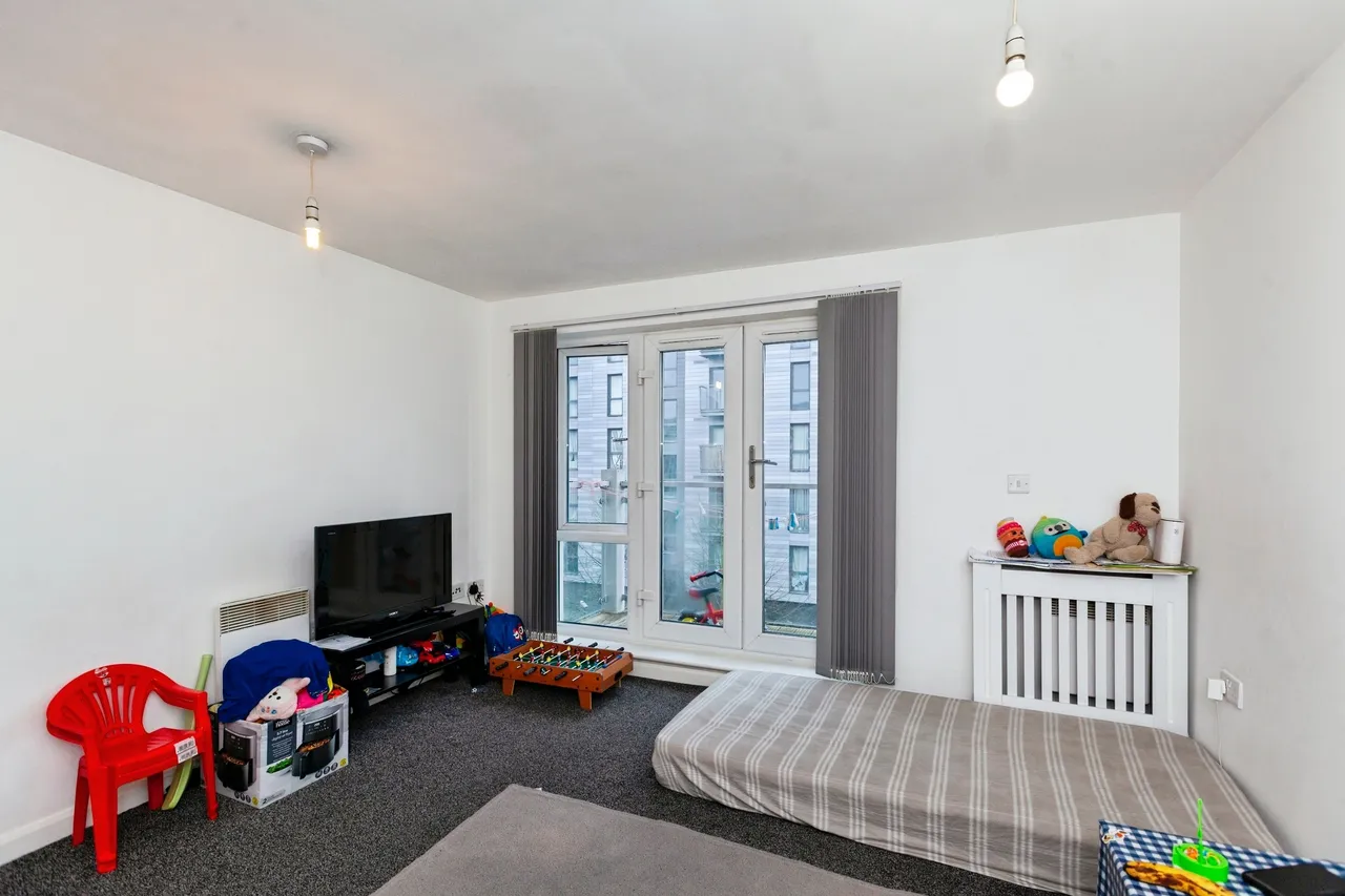 Mill Street, Slough, SL2, photo 3