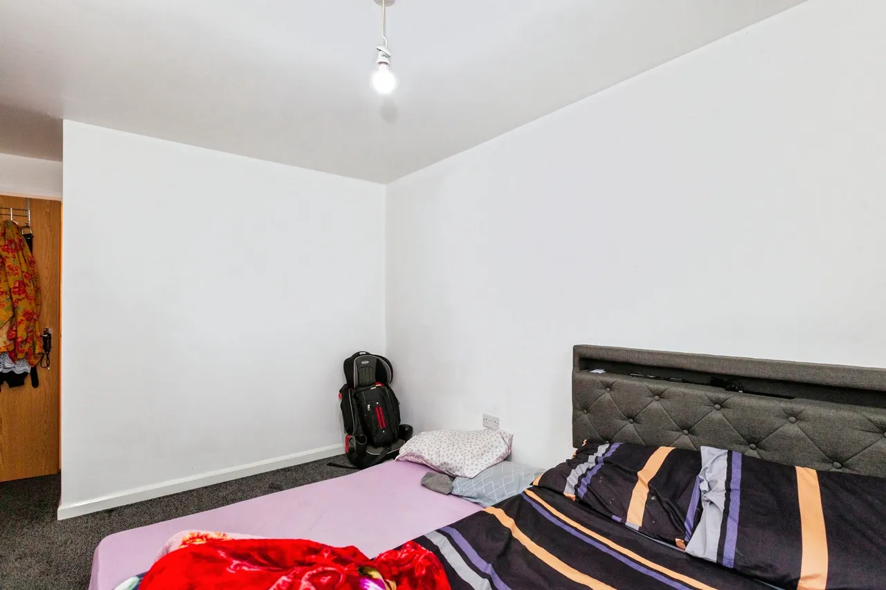 Mill Street, Slough, SL2, photo 10
