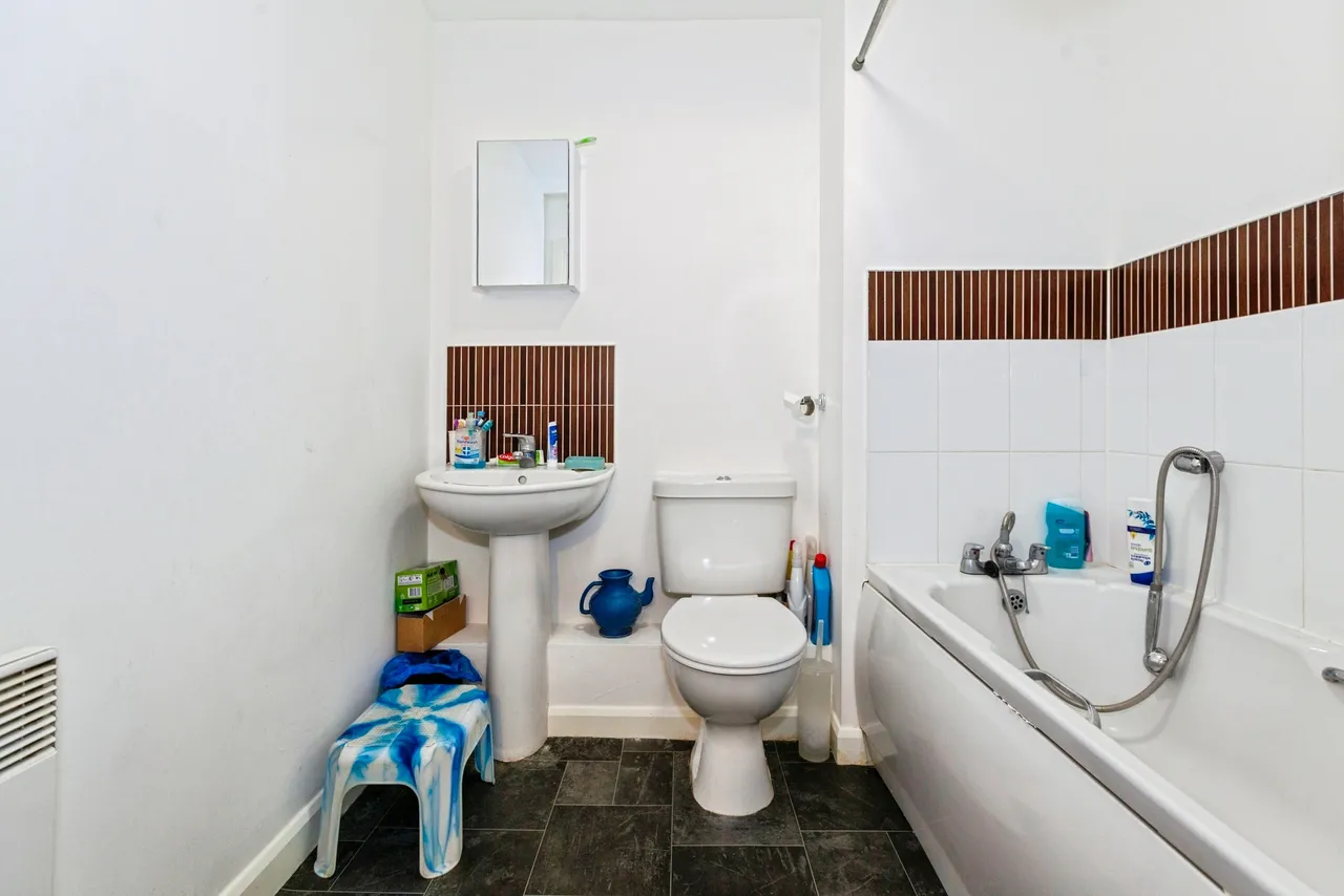 Mill Street, Slough, SL2, photo 16