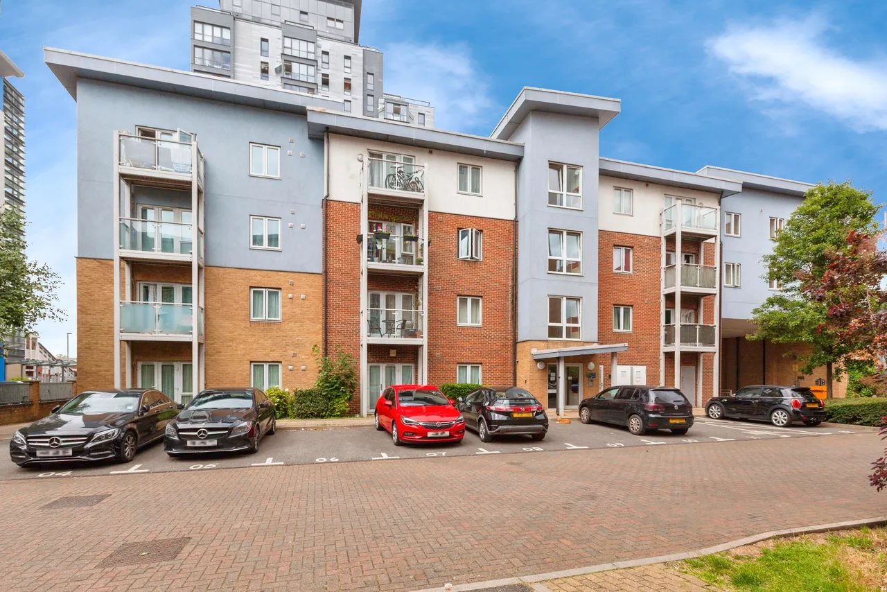 Mill Street, Slough, SL2, photo 18