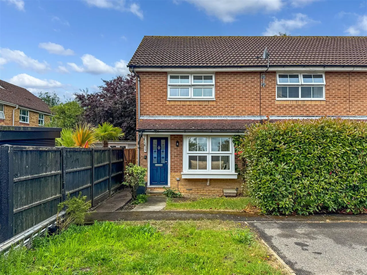 2 bed house for sale, Robin Close, Littlehampton