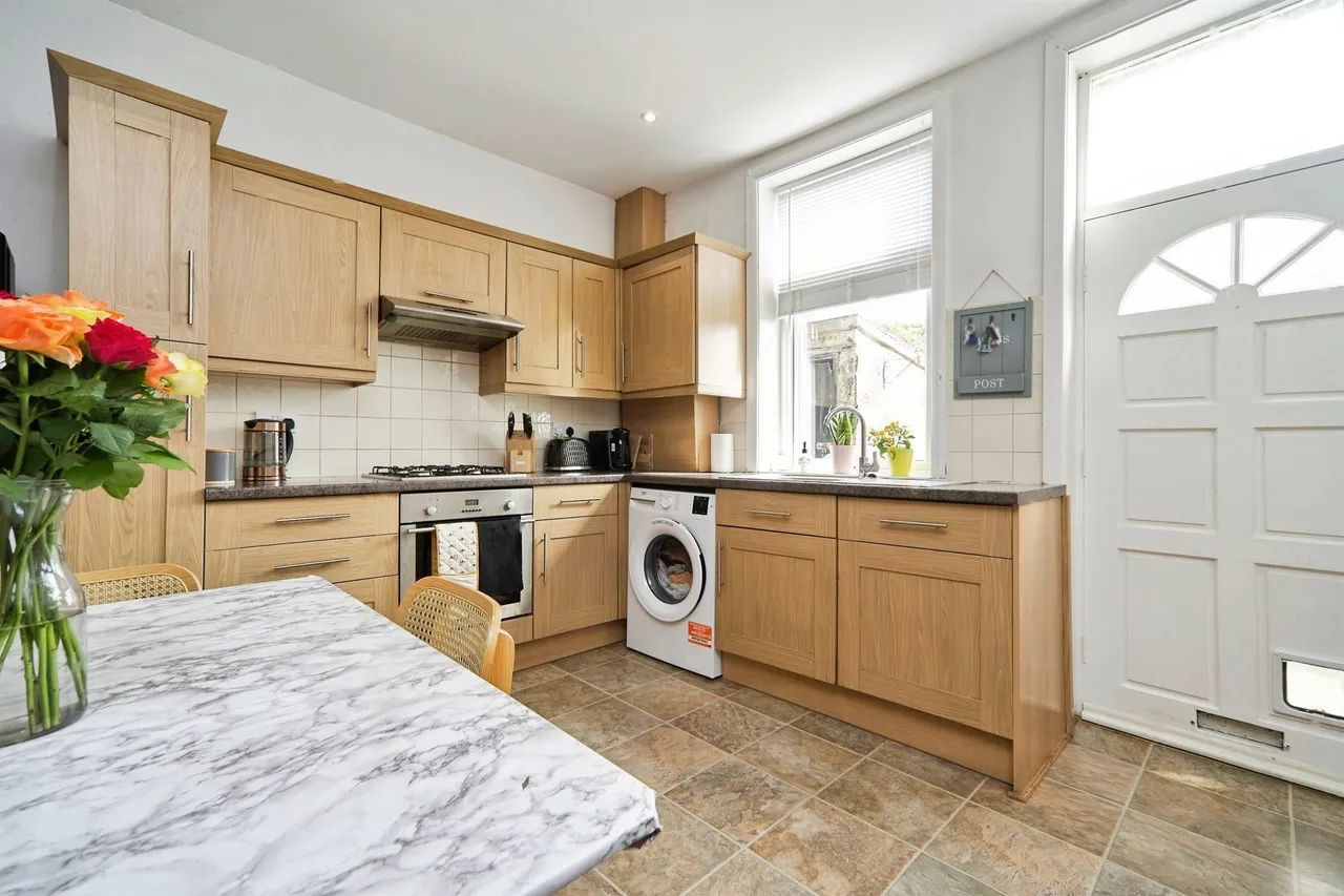 Unity Street, Riddlesden, Keighley, photo 3