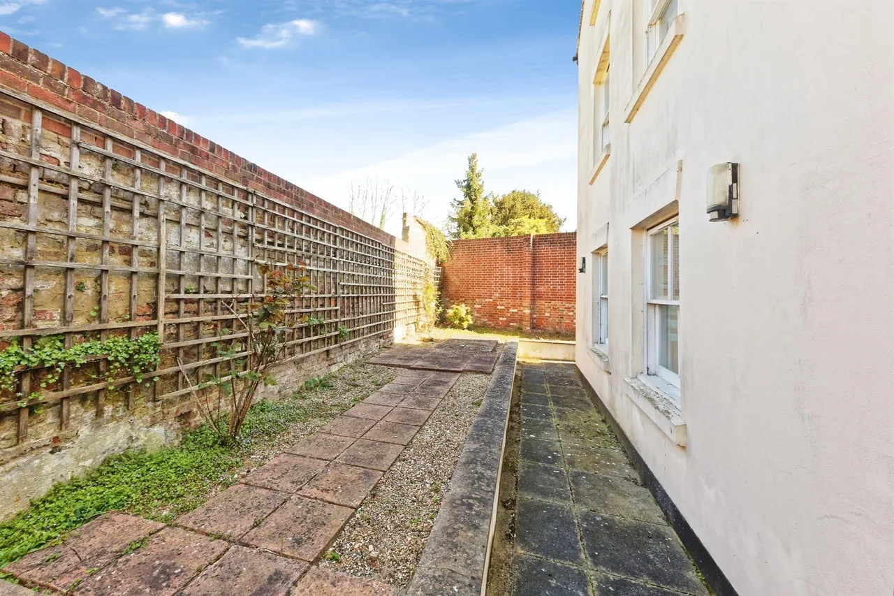 Whitstable Road, Canterbury, CT2, photo 12