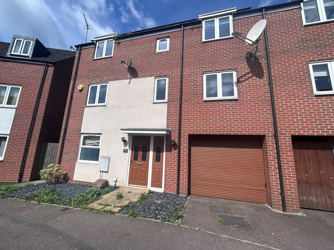 house to rent — Lavender Hill, MK10