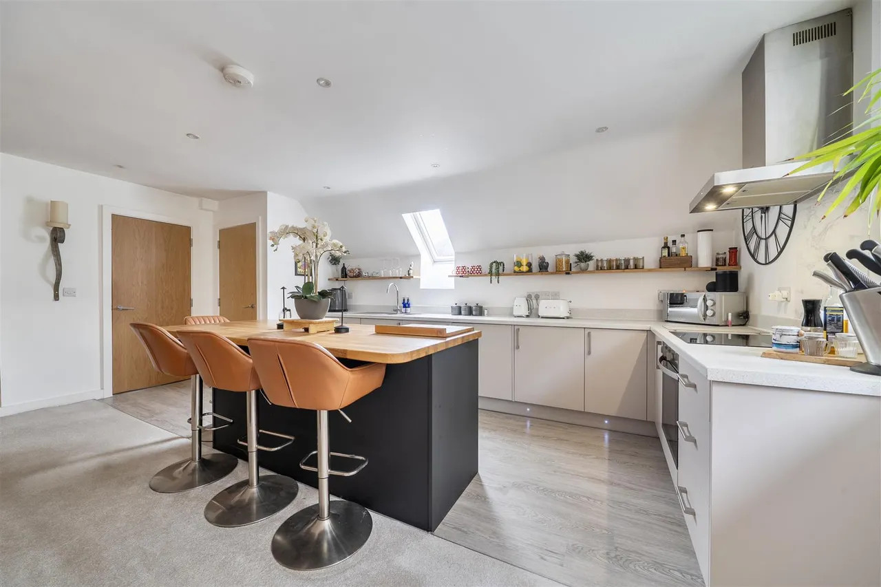 91 Barnes Lane, Sarisbury Green, photo 5