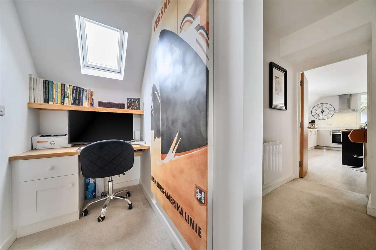 91 Barnes Lane, Sarisbury Green, photo 10