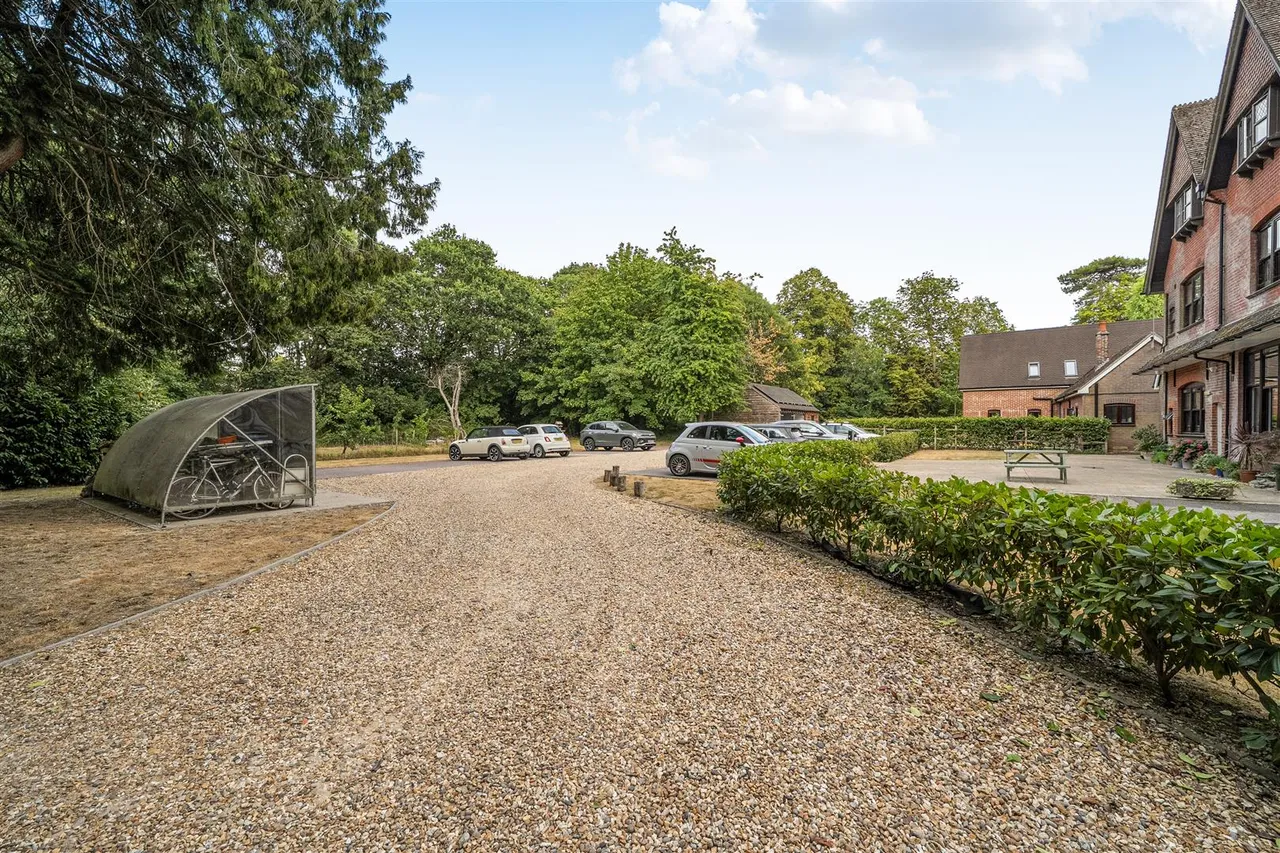 91 Barnes Lane, Sarisbury Green, photo 15