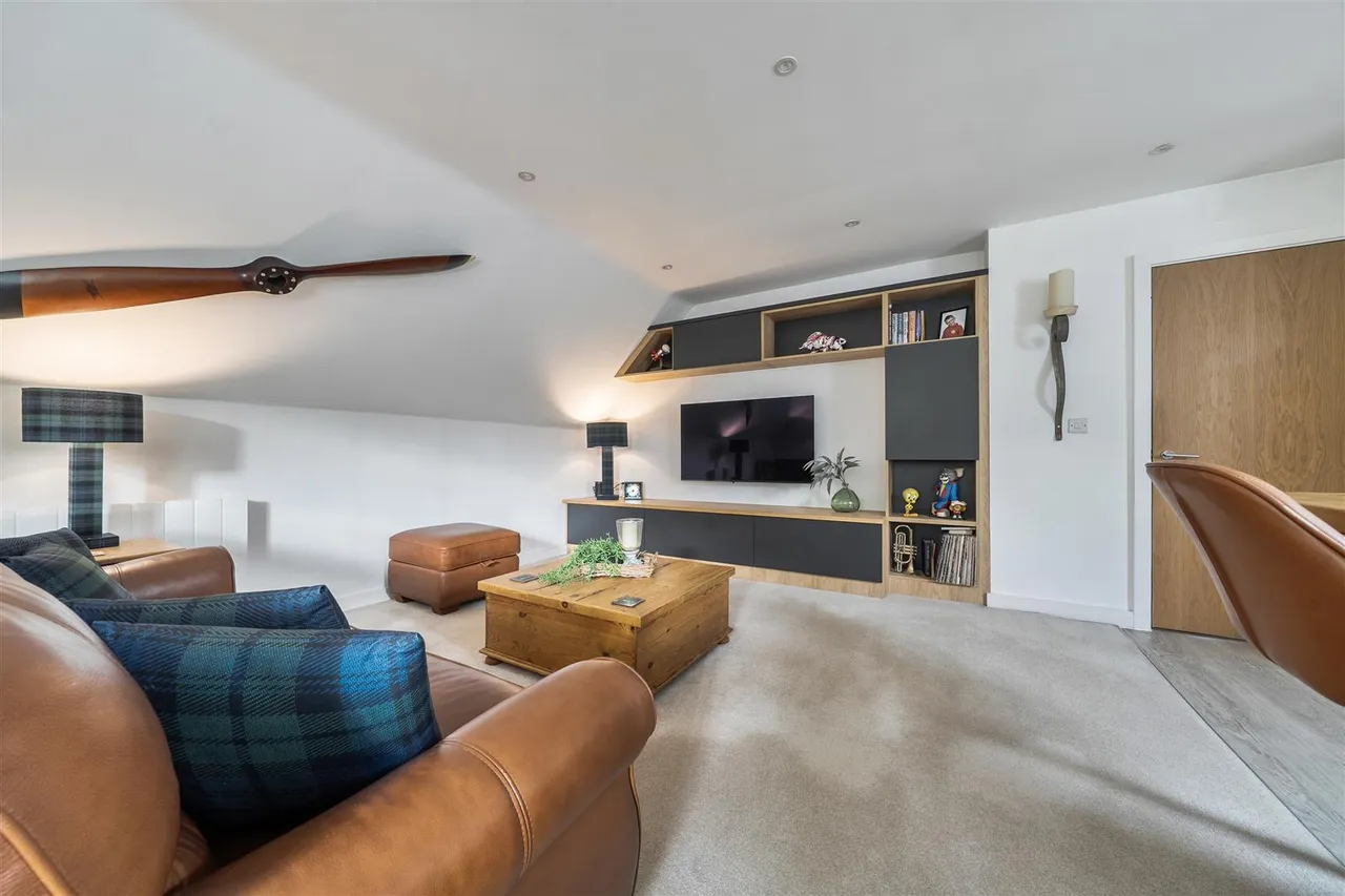 91 Barnes Lane, Sarisbury Green, photo 4