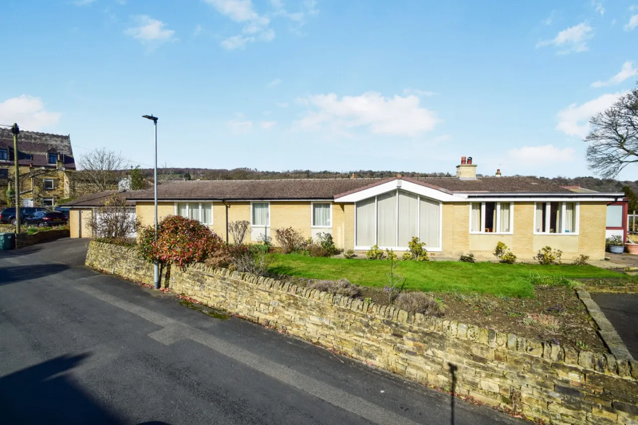 4 bed house for sale — Harden, Bradford, West Yorkshire