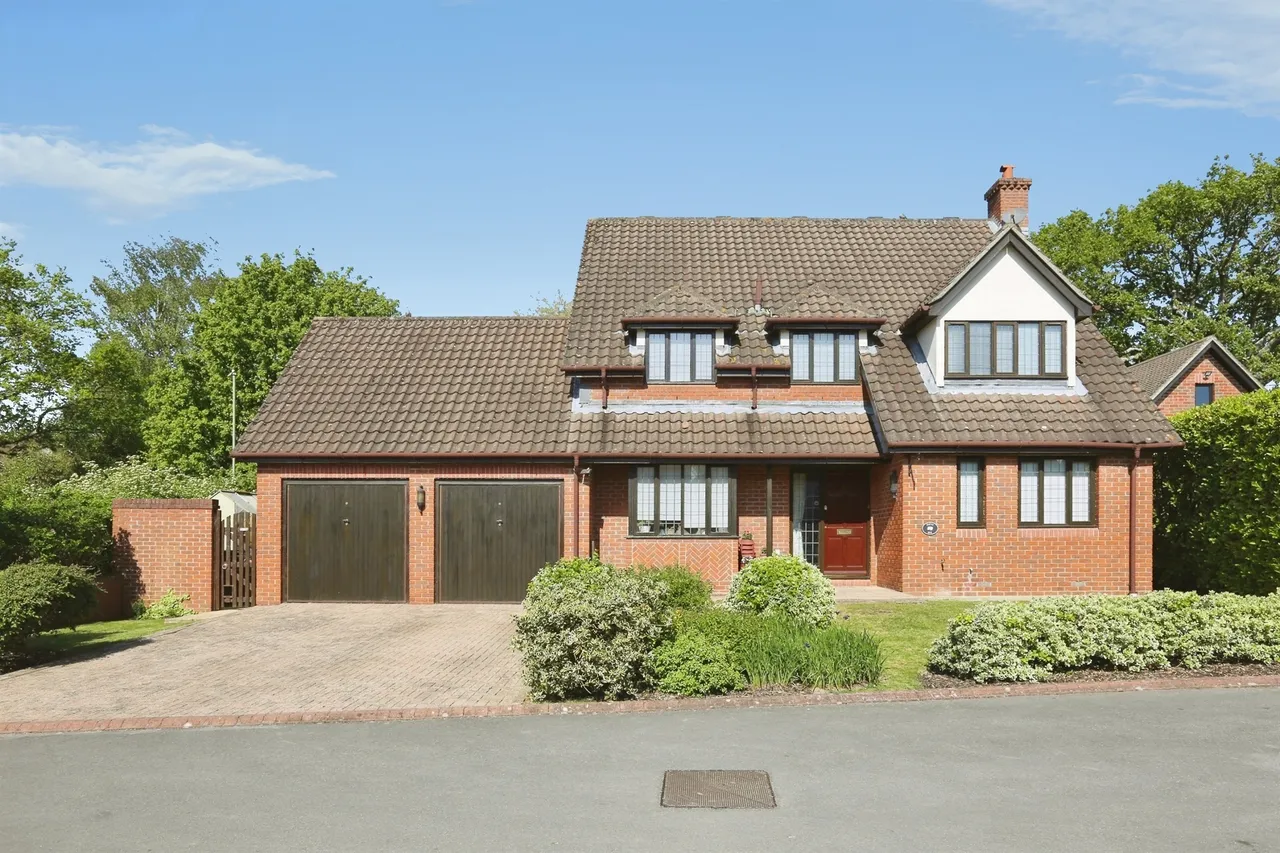 Brooklynn Close, Waltham Chase, SO32, photo 22