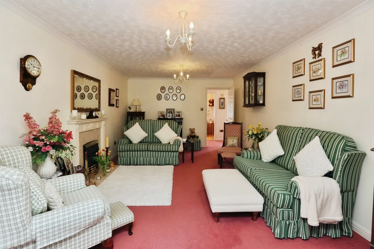 Brooklynn Close, Waltham Chase, SO32, photo 3