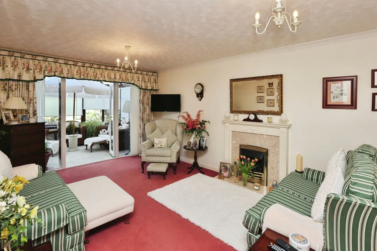 Brooklynn Close, Waltham Chase, SO32, photo 4