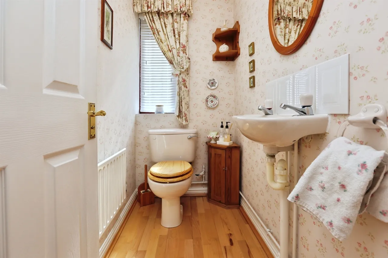 Brooklynn Close, Waltham Chase, SO32, photo 11