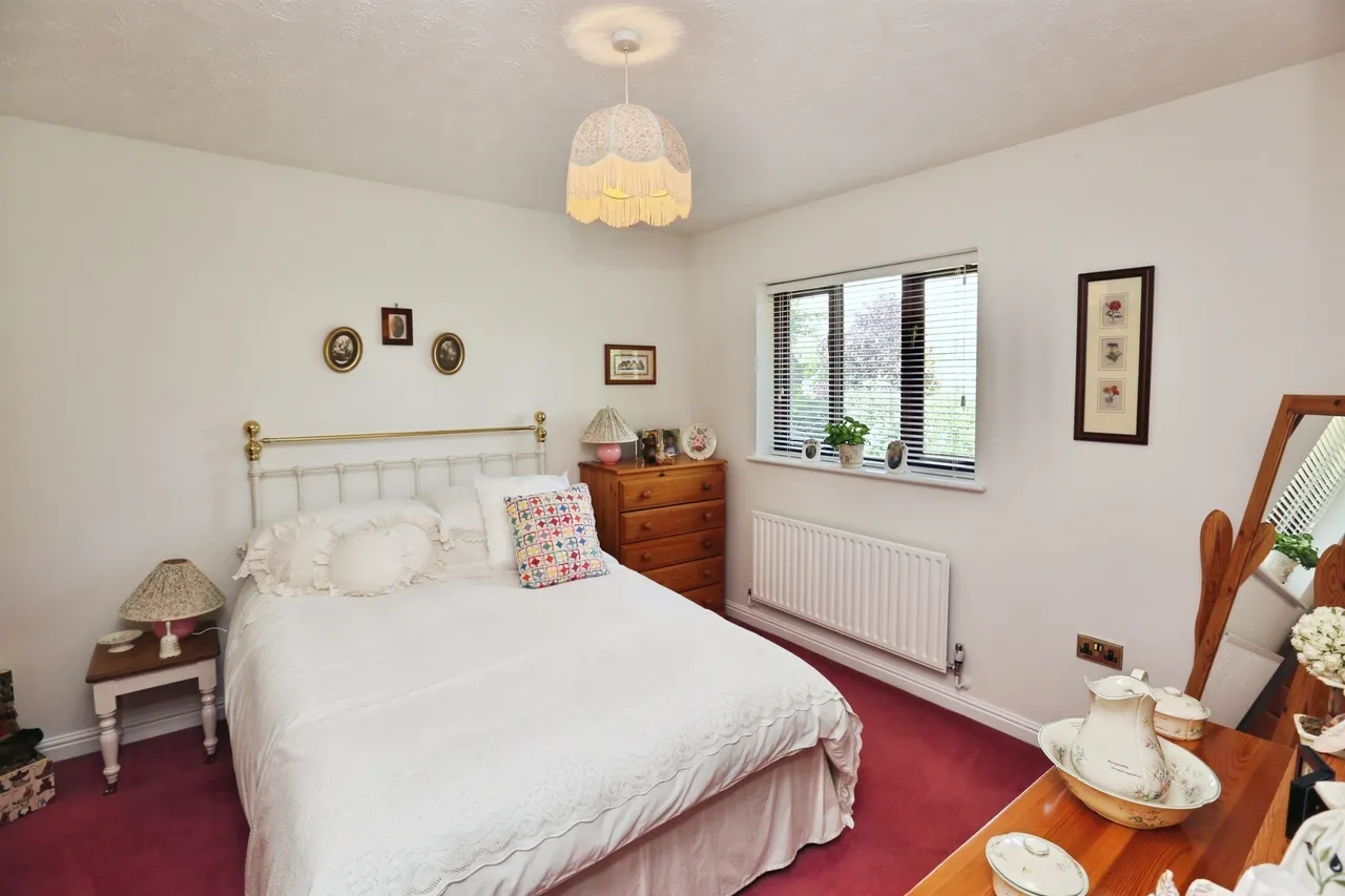 Brooklynn Close, Waltham Chase, SO32, photo 15
