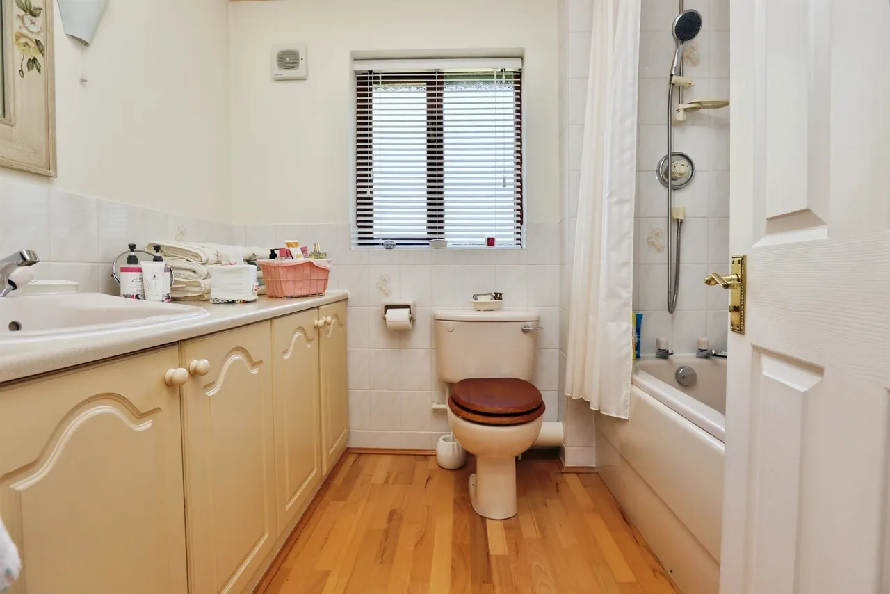 Brooklynn Close, Waltham Chase, SO32, photo 18