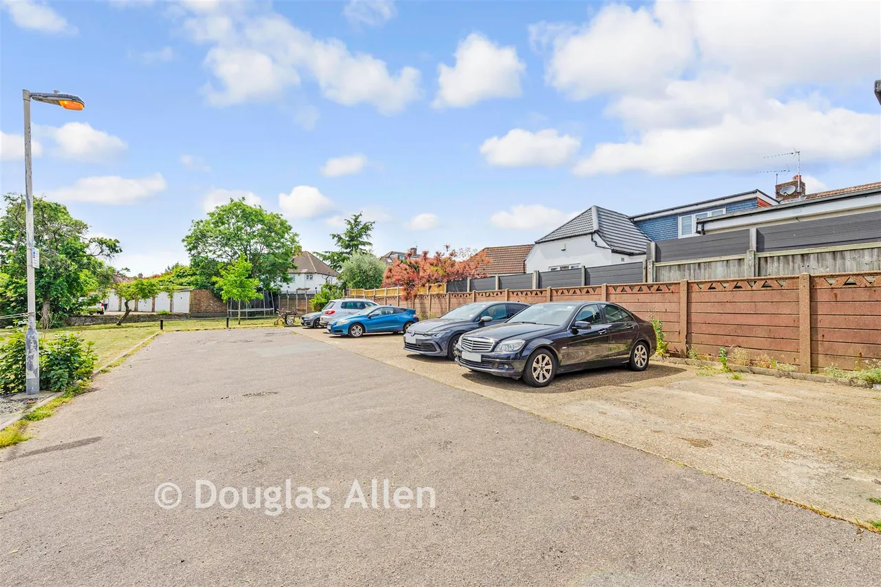 Prospect Road, Woodford Green, IG8, photo 5