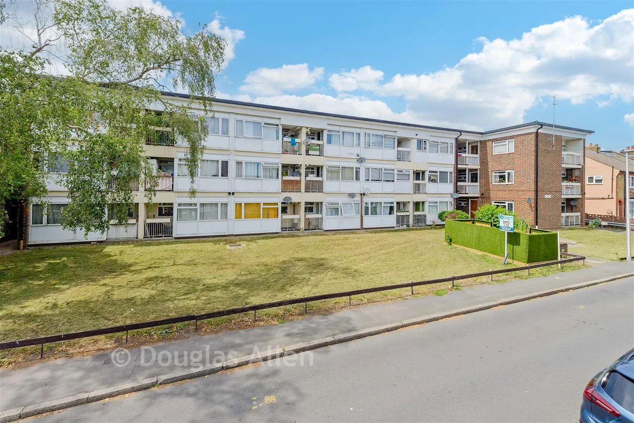 Prospect Road, Woodford Green, IG8, photo 8
