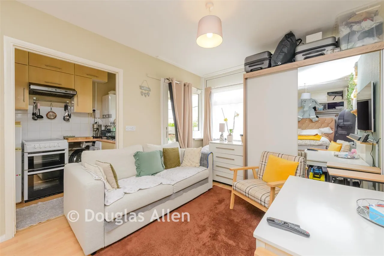 Prospect Road, Woodford Green, IG8, photo 6