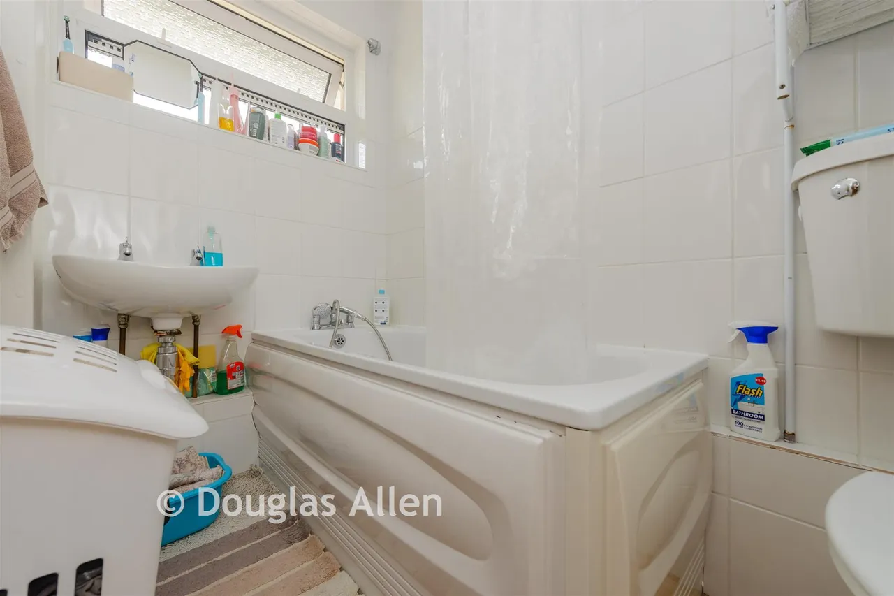 Prospect Road, Woodford Green, IG8, photo 2