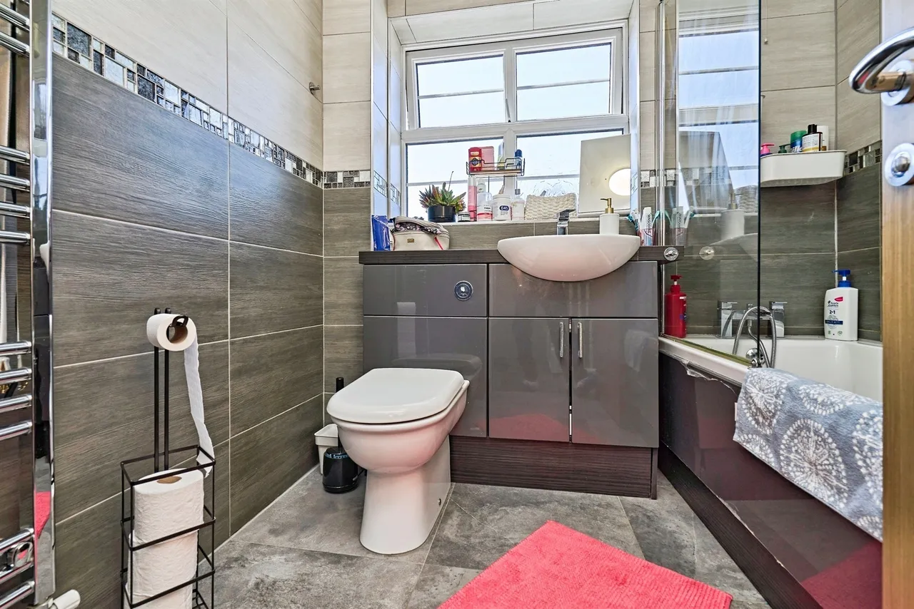 Grace Road, Tipton, DY4, photo 18