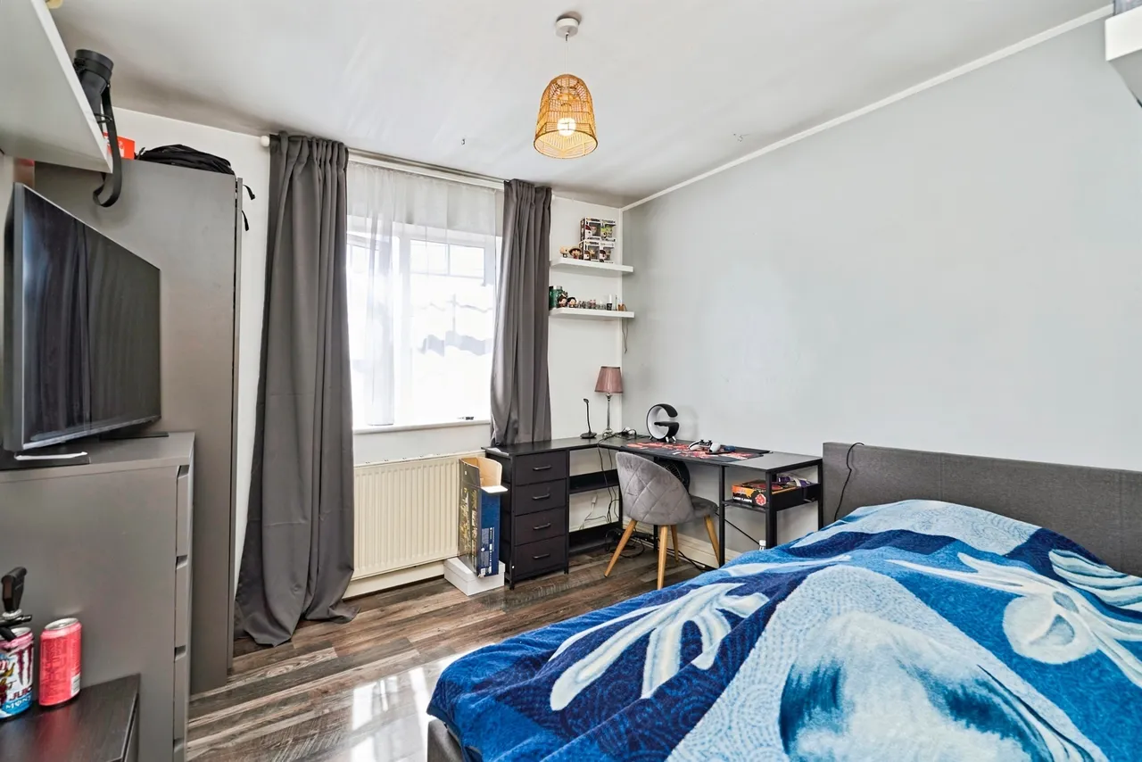 Grace Road, Tipton, DY4, photo 14