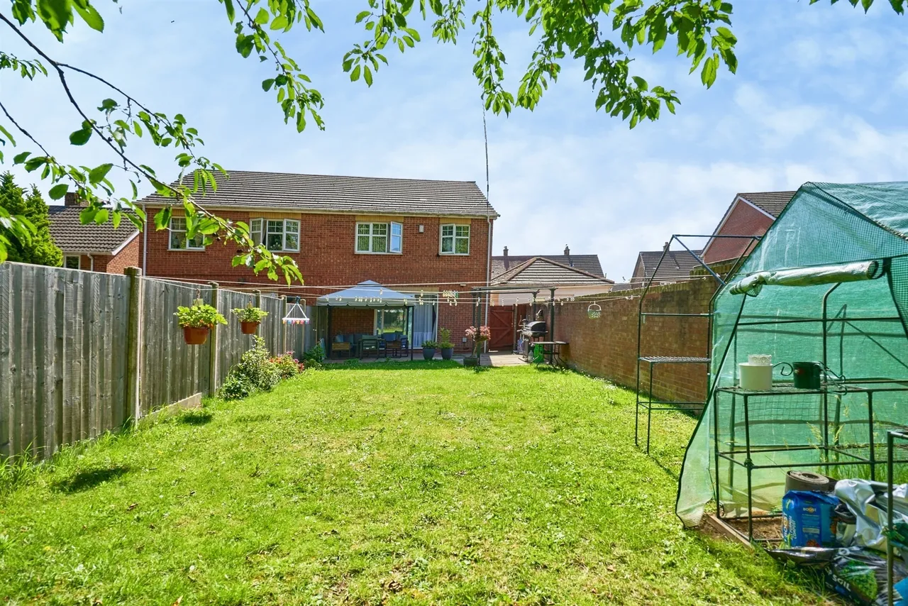 Grace Road, Tipton, DY4, photo 20