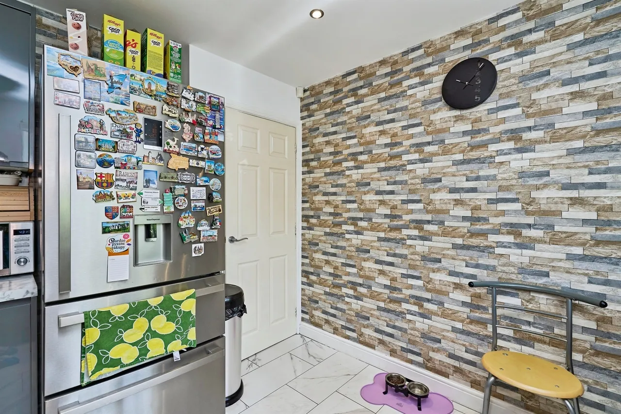 Grace Road, Tipton, DY4, photo 6