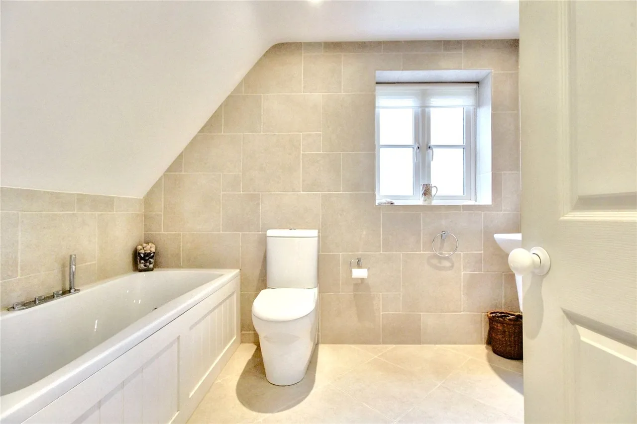 Hinton Road, Darsham, Saxmundham, Suffolk, IP17, photo 12