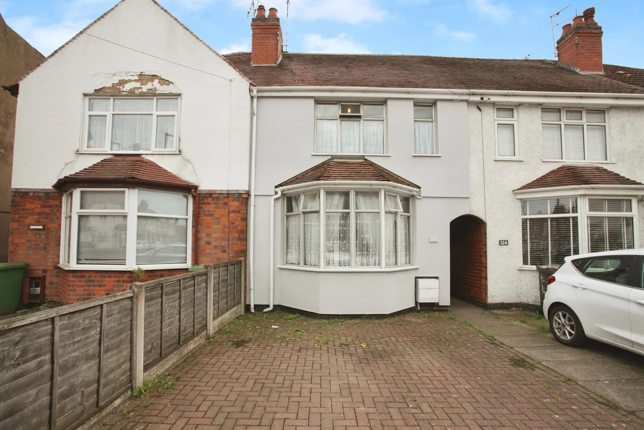2 bed house for sale — Croft Road, Nuneaton