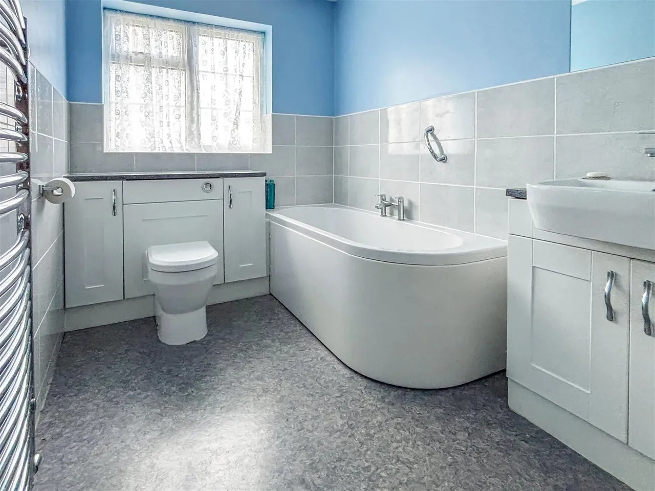 Walnut Avenue, Rustington, photo 12