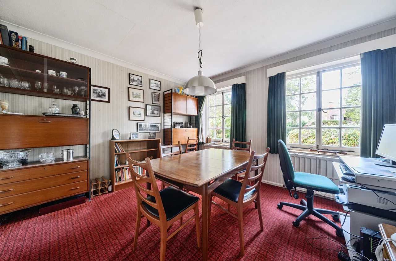 Lime Avenue, Camberley, Surrey, GU15 2BH, photo 4