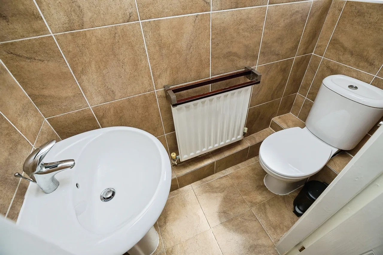 Anglesey Close, Ellesmere Port, CH65, photo 7