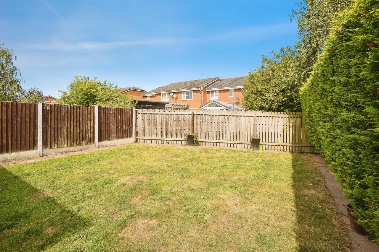 Anglesey Close, Ellesmere Port, CH65, photo 15