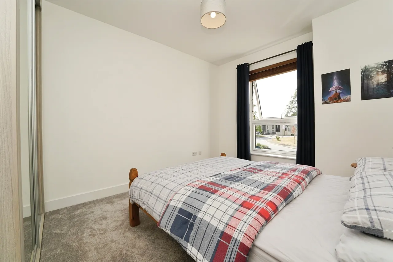 Utah Court, Highworth, SN6, photo 14
