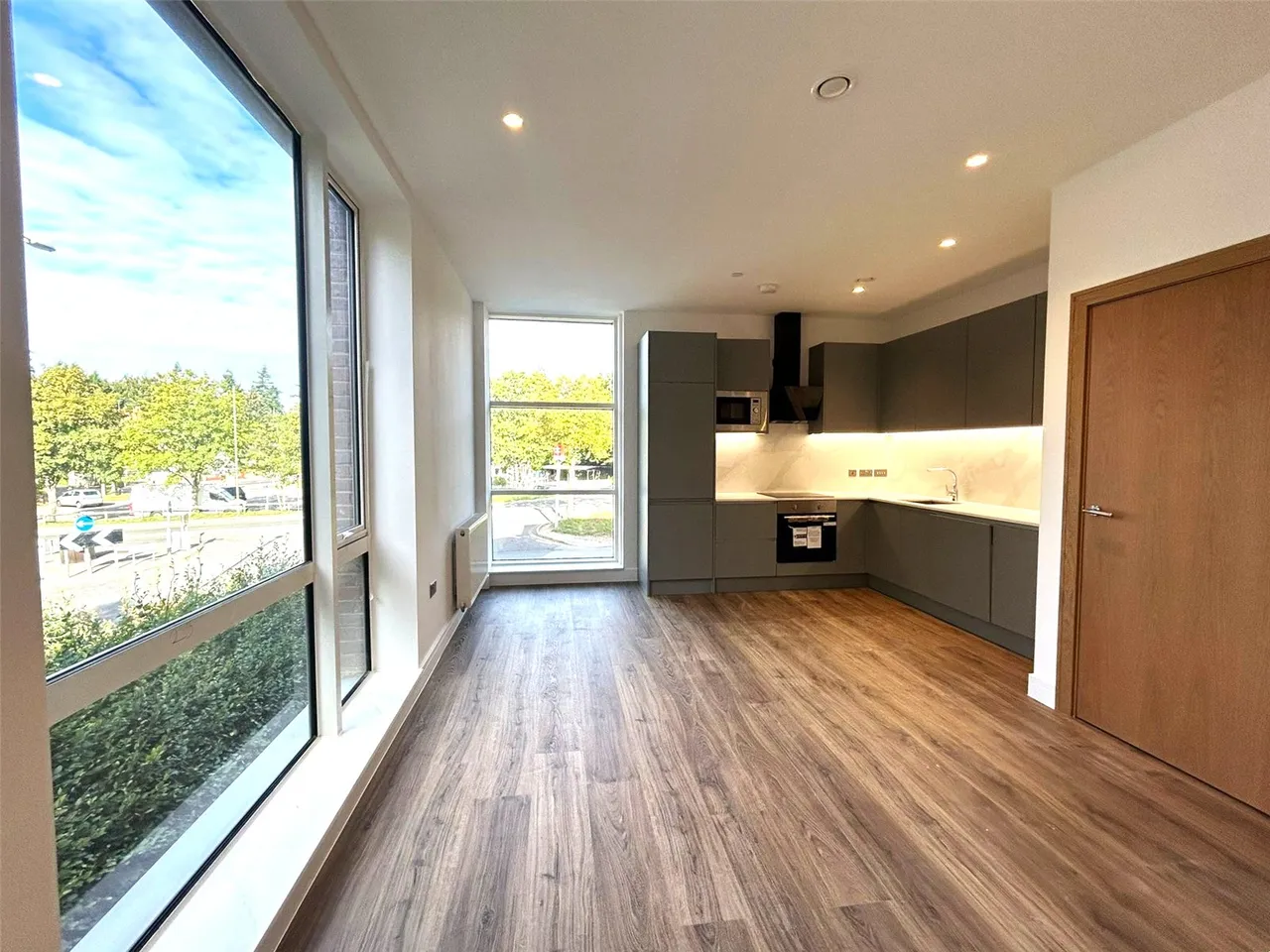 Waterfront, Fleet, Hampshire, GU51 3UP, photo 19