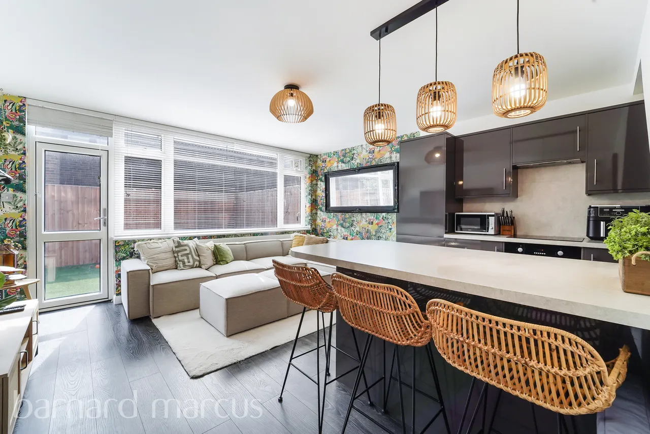 Sawkins Close, London, SW19, photo 3