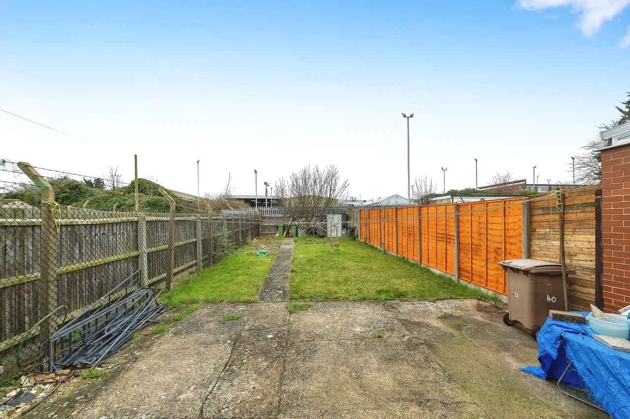 Thornhill Road, Luton, Bedfordshire, LU4, photo 13